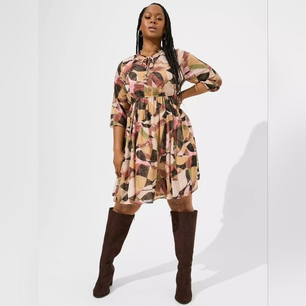 Torrid Mini Clip Dot Front Keyhole Dress, BNWT, Size 4X